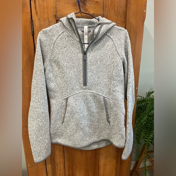 Lululemon fleece and thank you pullover - Picture 1 of 3